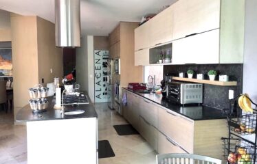 Casa en venta en fraccionamiento El Palomar