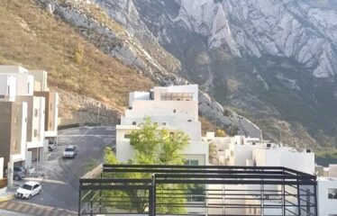 Casa en venta en Residencial Los Cenizos, Valle Poniente.