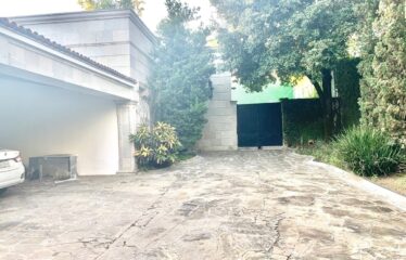 Casa en venta en El Uro, Carretera Nacional