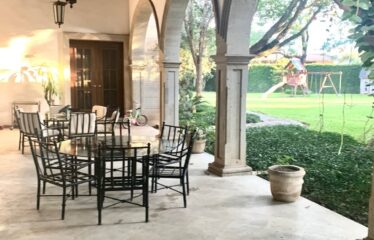 Casa en venta en El Uro, Carretera Nacional