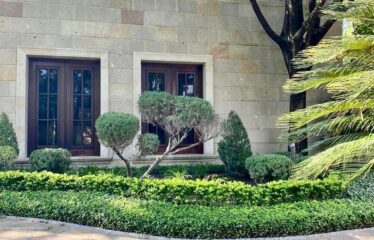 Casa en venta en El Uro, Carretera Nacional
