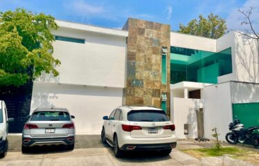 Casa en venta en Bugambilias