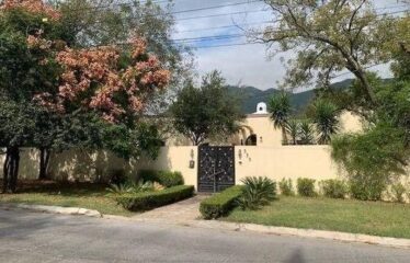 Residencia en Venta en zona Valle Alto