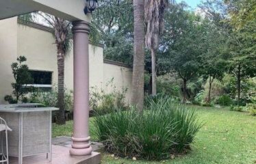 Residencia en Venta en zona Valle Alto