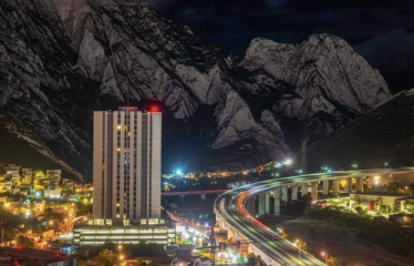 Venta de Departamento en Valle Poniente, Santa Catarina