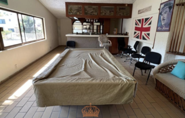 Casa en Ciudad Bugambilias 1ra Sección, con alberca.