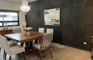 Casa en Venta Cumbres Elite cima del bosque