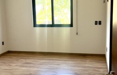 Casa en venta en Bugambilias 1ra sección