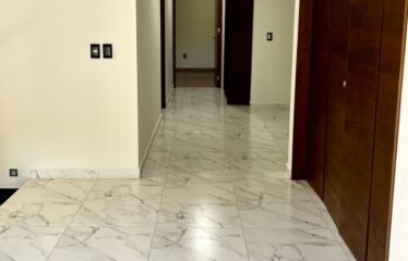 Casa en venta en Bugambilias 1ra sección