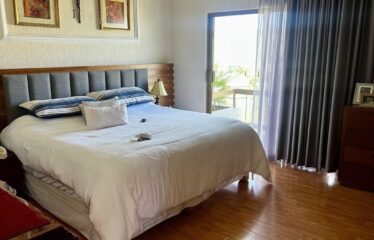 Casa en venta en Bugambilias con alberca de oportunidad