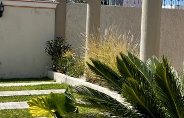 Casa en venta en Bugambilias con alberca de oportunidad